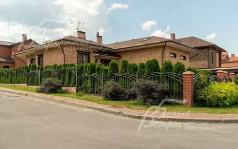 1-этажный коттедж 350 м² с отделкой
