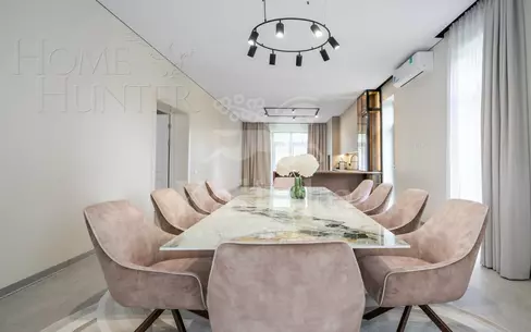2-этажный коттедж 540.5 м² с отделкой
