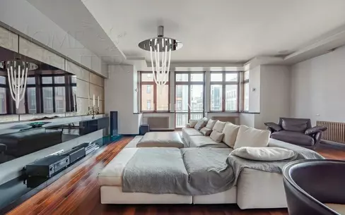 3-КОМН. КВАРТИРА С ОТДЕЛКОЙ 145.7 М² НА 4 ЭТАЖЕ
