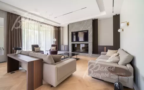 2-этажный коттедж 424 м² с отделкой