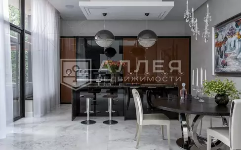 КОТТЕДЖ 450 м² с отделкой