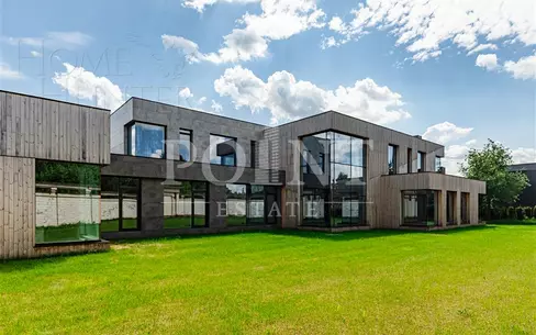 2-этажный коттедж 917.6 м² без отделки
