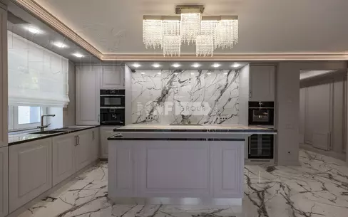3-этажный коттедж 1 800 м² с отделкой