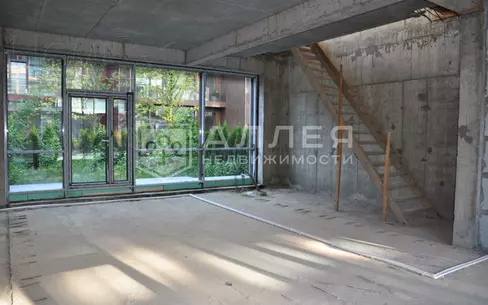 3-этажный таунхаус 240 м² без отделки