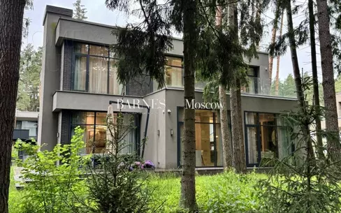 2-этажный коттедж 380 м² с отделкой