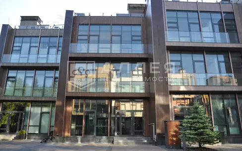 3-этажный таунхаус 240 м² без отделки