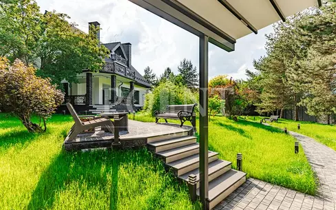 2-этажный коттедж 450 м² с отделкой