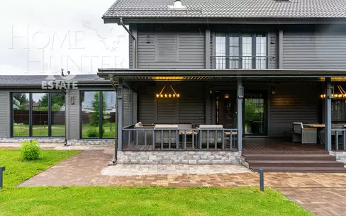 3-этажный коттедж 550 м² с отделкой