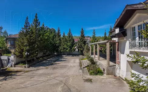 2-этажный коттедж 2 100 м² без отделки