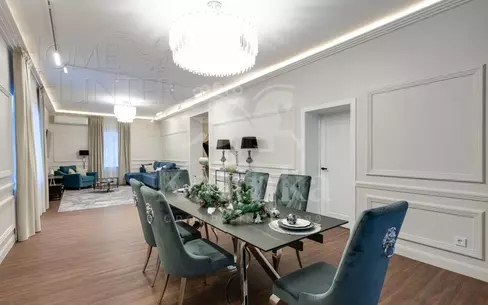 3-этажный коттедж 400 м² с отделкой
