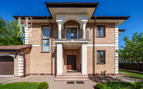 2-этажный коттедж 310.2 м² с отделкой