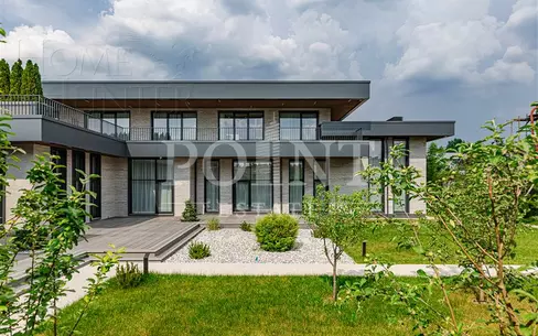 2-этажный коттедж 917.3 м² с отделкой