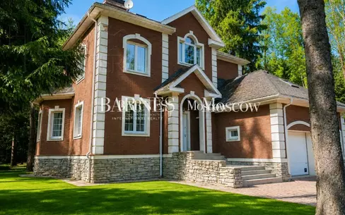 2-этажный коттедж 450 м² с отделкой