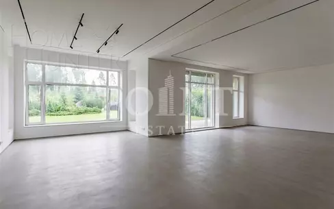 2-этажный коттедж 750 м² без отделки