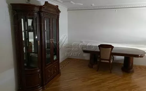 3-этажный коттедж 1 180 м² с отделкой