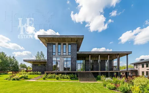 2-этажный коттедж 691.4 м² без отделки
