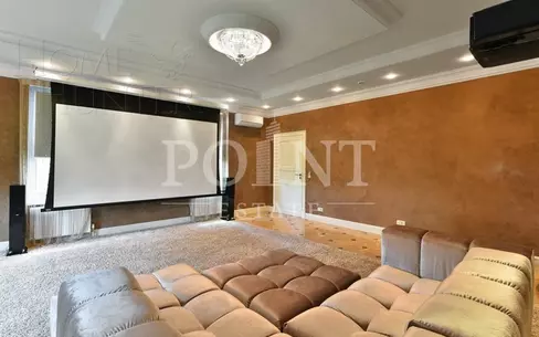2-этажный коттедж 385 м² с отделкой