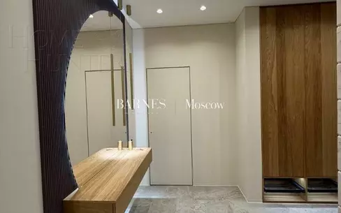 2-этажный коттедж 528.7 м² с отделкой