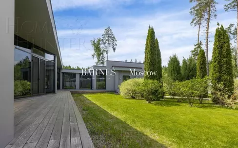 1-этажный коттедж 700 м² с отделкой