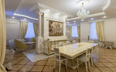 2-этажный коттедж 1 250 м² с отделкой