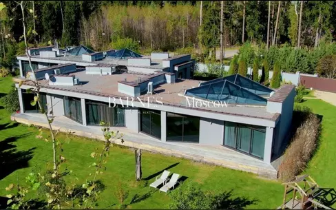 1-этажный коттедж 700 м² с отделкой