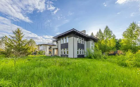 2-этажный коттедж 270 м² без отделки