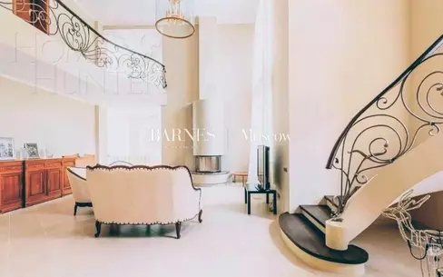 2-этажный коттедж 550 м² с отделкой