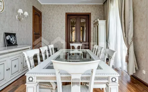 2-этажный коттедж 1 400 м² с отделкой