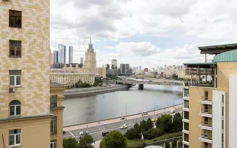 4-КОМН. КВАРТИРА С ОТДЕЛКОЙ 182.4 М² НА 8 ЭТАЖЕ