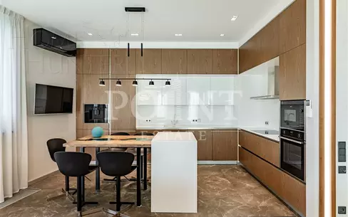 5-КОМН. КВАРТИРА С ОТДЕЛКОЙ 160 М² НА 7 ЭТАЖЕ