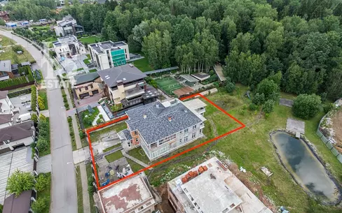 2-этажный коттедж 1 185.7 м² с отделкой