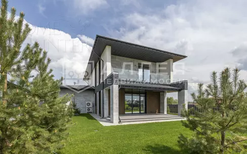 2-этажный коттедж 310 м² с отделкой