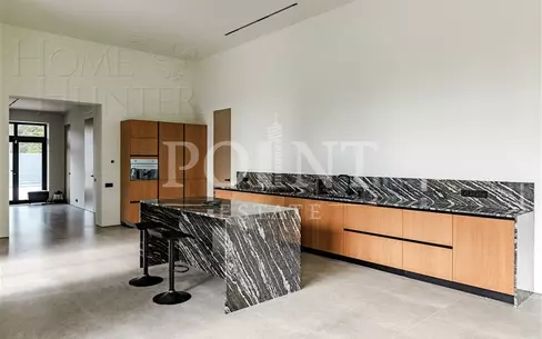 2-этажный коттедж 450 м² с отделкой