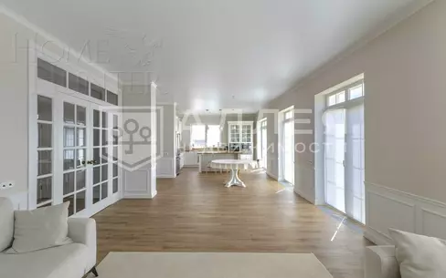 2-этажный коттедж 330 м² с отделкой