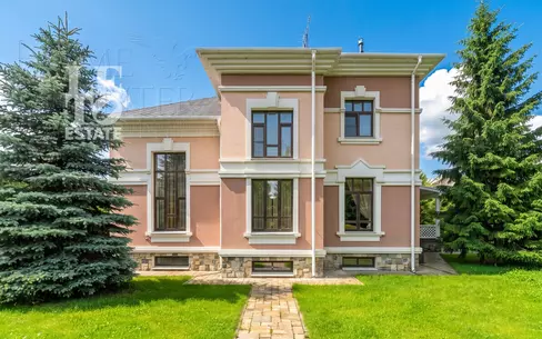 2-этажный коттедж 416.7 м² с отделкой