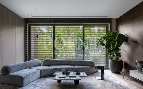 2-этажный коттедж 1 550 м² с отделкой