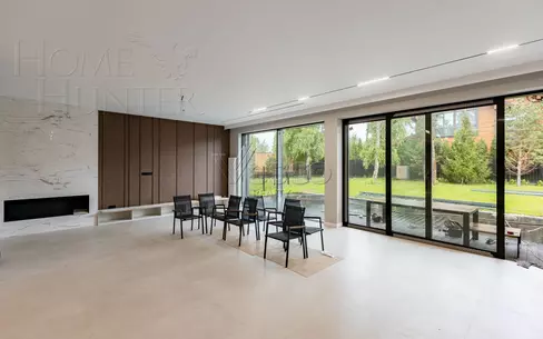 2-этажный коттедж 650 м² без отделки