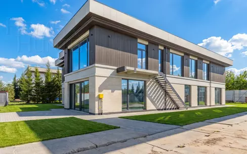2-этажный коттедж 1 250 м² без отделки