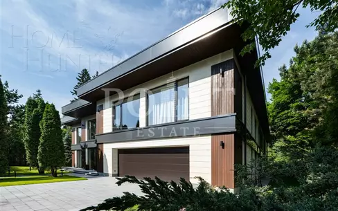 2-этажный коттедж 1 550 м² с отделкой