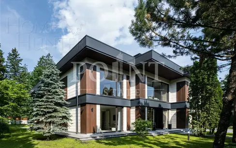 2-этажный коттедж 1 550 м² с отделкой