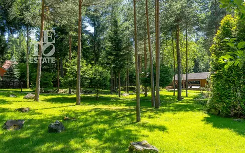 2-этажный коттедж 260 м² с отделкой