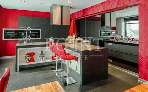2-этажный коттедж 491 м² с отделкой