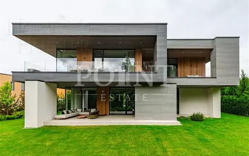 2-этажный коттедж 760 м² с отделкой