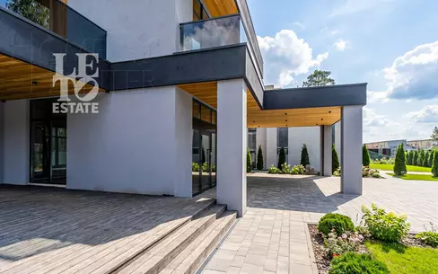 2-этажный коттедж 430 м² без отделки