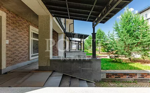 2-этажный таунхаус 940 м² без отделки