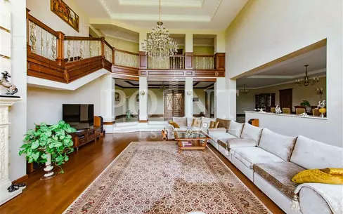2-этажный коттедж 1 400 м² с отделкой