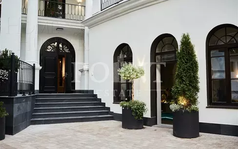 2-этажный коттедж 1 463 м² с отделкой