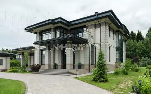 2-этажный коттедж 650 м² с отделкой