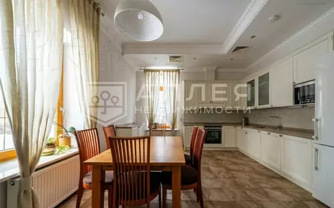 2-этажный коттедж 360 м² с отделкой
