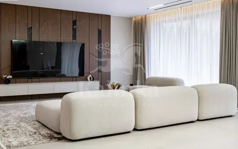 2-этажный коттедж 349.7 м² с отделкой